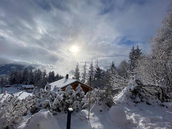 Ferienhaus für 10 Personen, mit Balkon und Terrasse sowie Garten und Sauna in Ayent