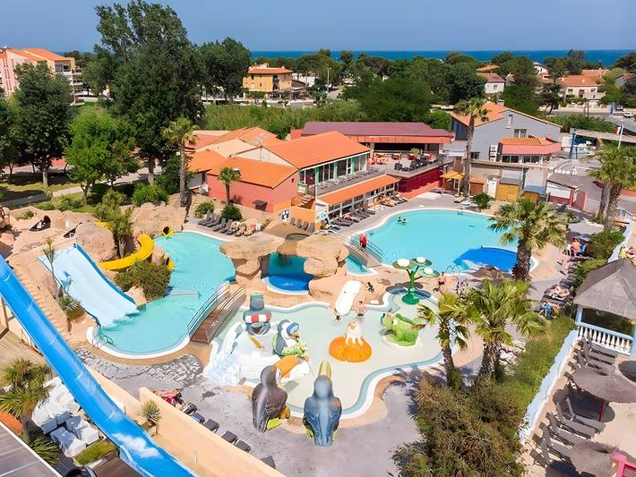 Camping voor 4 personen, with Whirlpool and Kinderzwembad as well as Sauna in Céret en omgeving