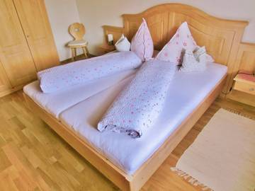 Vacation Apartment for 4 Guests in Ofterschwang, Hörnerdörfer, Picture 2