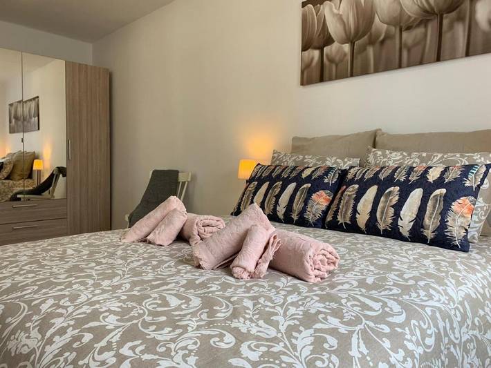 Bungalow para 4 personas, con piscina para niños además de terraza y piscina en Costa Teguise