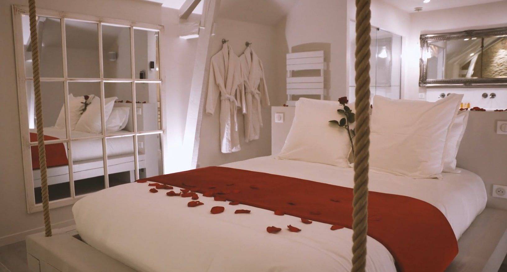 La Clé des Granges – Suite la Romantique, jacuzzi sauna in Notre-Dame-de-la-Mer, Yvelines