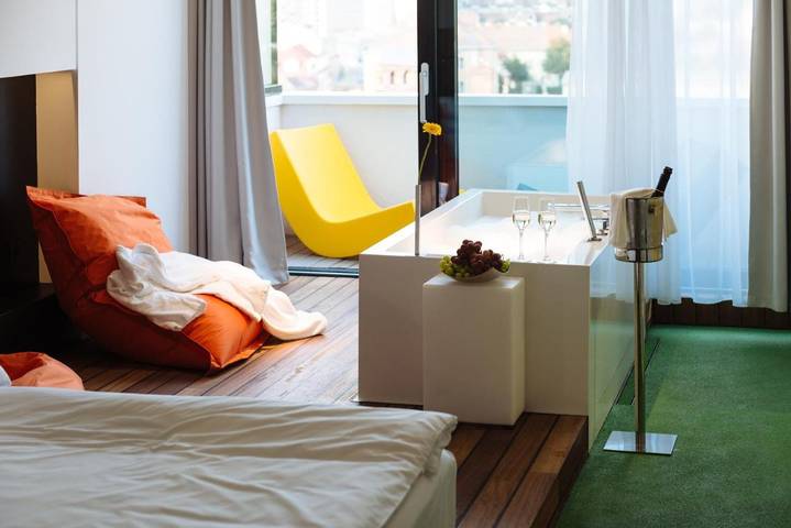 Hôtel pour 3 personnes, avec sauna ainsi que jacuzzi et jardin dans Mureș - 3