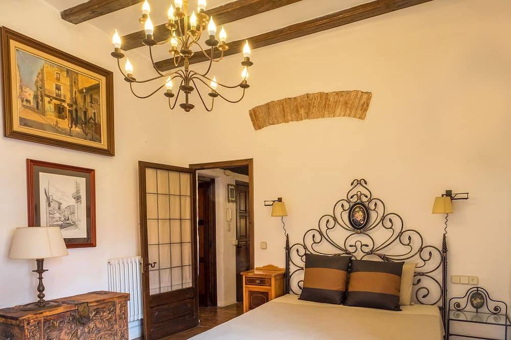 Appartement entier, Can Felip Appartement 1 dans un bâtiment classé Xviiic in Palafrugell, Costa Brava