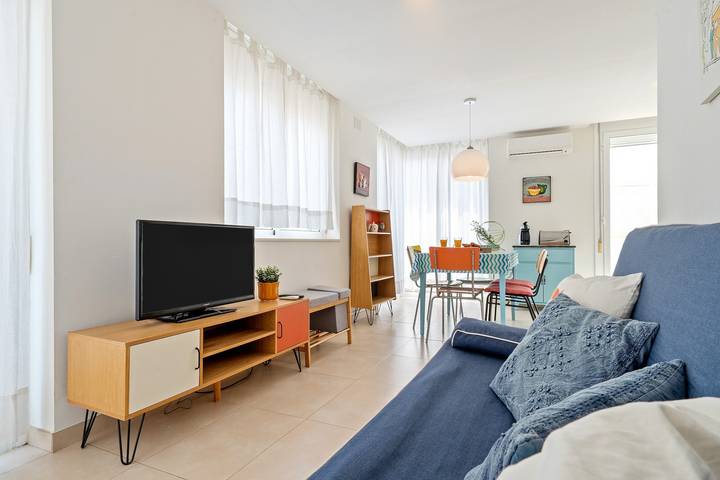 Hel lejlighed, Apartment 'Sf2' with Wi-Fi and Air Conditioning in Platja de l'Alguer (Terres de l'Ebre), l'Ametlla de Mar