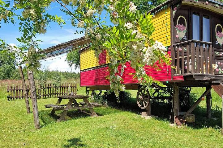 Gîte pour 2 personnes, avec jardin ainsi que jacuzzi et piscine à Sigalens