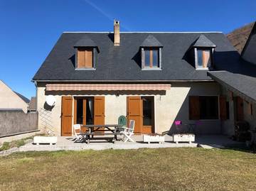 Gîte pour 5 personnes, avec jardin et terrasse à Loudenvielle