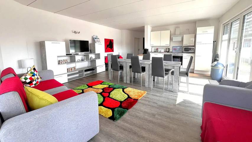 Ganze Ferienwohnung, Ferienwohnung für 8 Personen (160 m²) in Friedrichshafen in Friedrichshafen, Region Bodensee-Oberschwaben