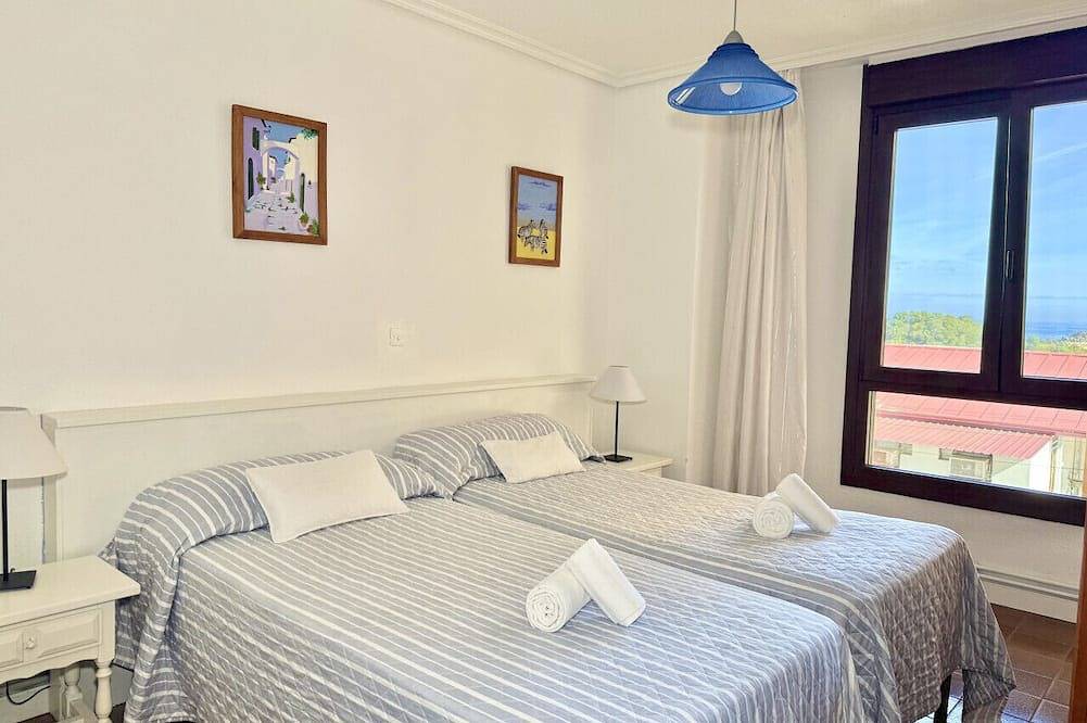 Ganze Wohnung, Apto 3 habitaciones en la playa - Perez del Molino 5806 in Isla, Arnuero