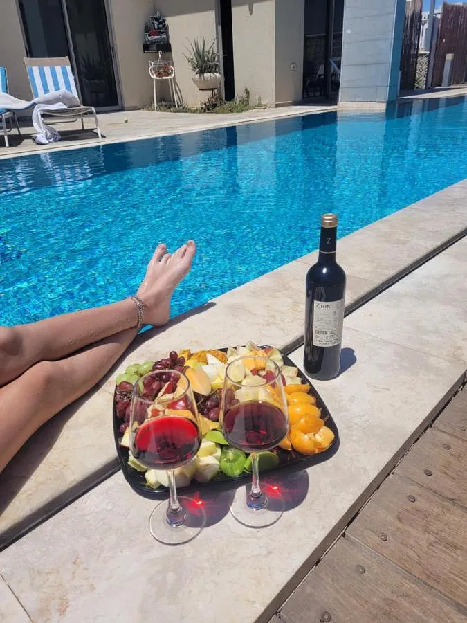 Appartement de vacances pour 2 personnes, avec balcon ainsi que jacuzzi et piscine - 1