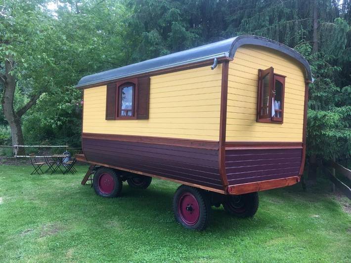 Location de vacances pour 5 personnes, avec terrasse ainsi que jardin et vue à Belœil - 2