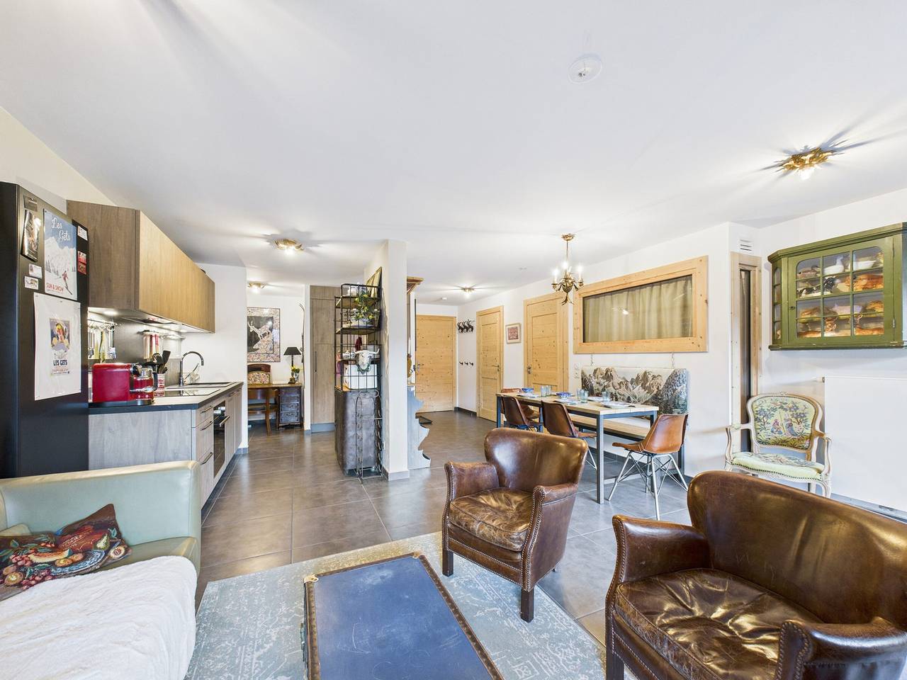 Entire apartment, Central Apartment for 5 with Balcony, Wi-Fi, and Garage in Les Gets in Les Gets, Les Portes du Soleil