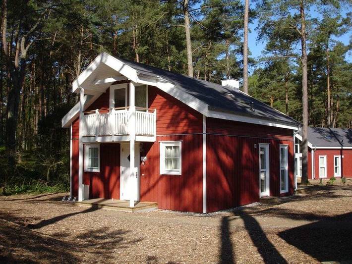 Ferienhaus am Strand für 8 Personen, mit Whirlpool und Terrasse sowie Sauna auf Rügen