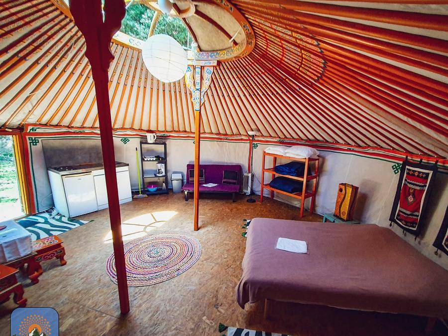 Camping Des Randonneurs - Hébergement 4 personnes - sans sanitaires in Fenouillet, Parc naturel régional Corbières-Fenouillèdes