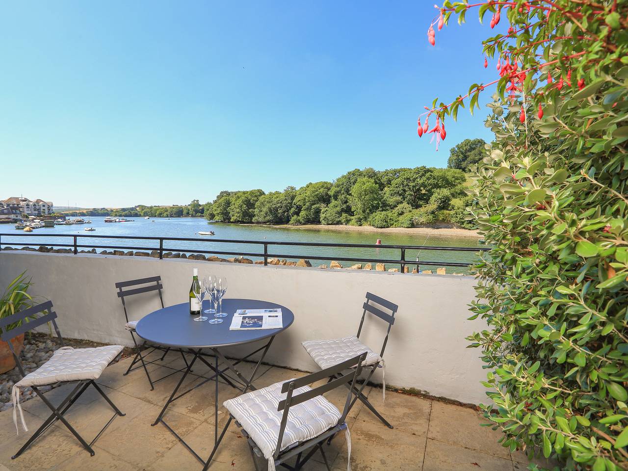 1 Crabshell Quay in Kingsbridge, South Devon