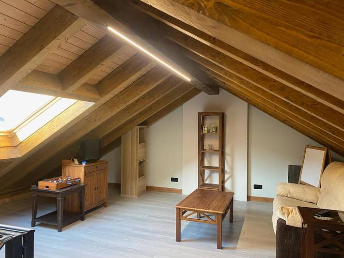 Casa rural para 4 personas, con vistas y terraza, Se admiten mascotas en Parque Natural de las Fuentes del Narcea, Degaña e Ibias - 3