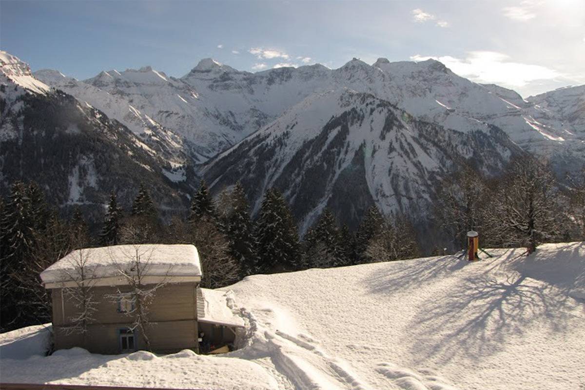 Ganze Ferienwohnung, Sunnebüchel Nr. 21 - 2 Zimmer Maisonette-Ferienwohnung in Glarus Süd, Kanton Glarus
