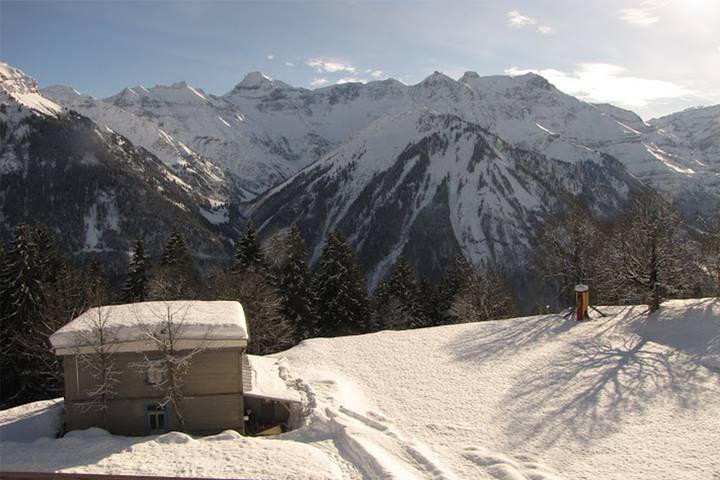 Ganze Ferienwohnung, Sunnebüchel Nr. 21 - 2 Zimmer Maisonette-Ferienwohnung in Glarus Süd, Kanton Glarus