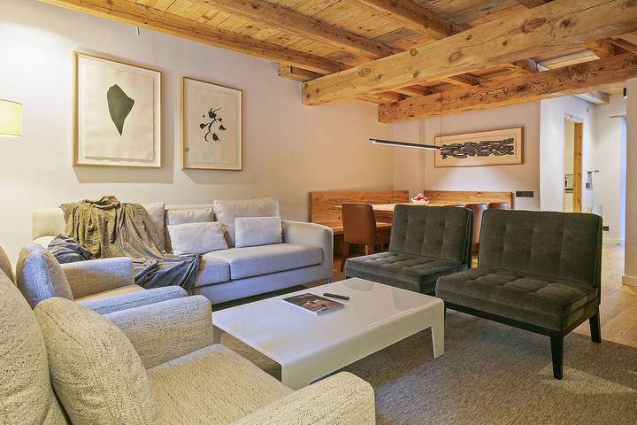 Luderna - Casa Aubaga in Arties, Alto Arán
