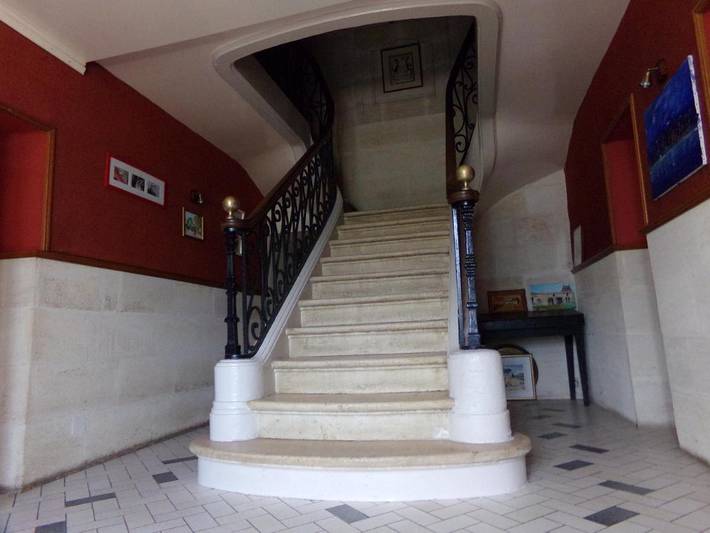 Maison d’hôte pour 2 personnes, avec Jacuzzi et Terrasse ainsi que Jardin et Vue