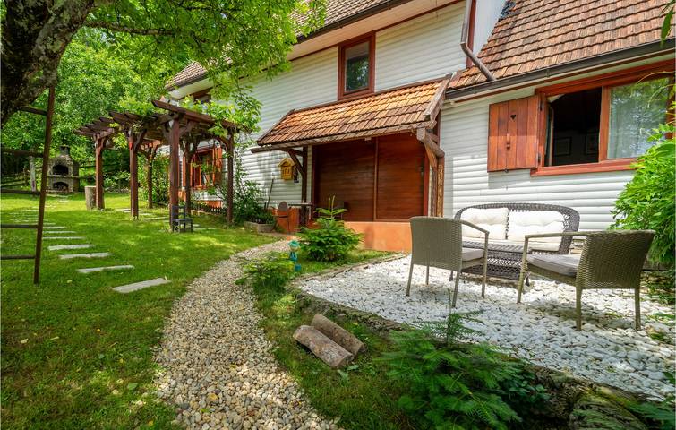 Agriturismo per 5 persone, con terrazza, con animali domestici in Croazia