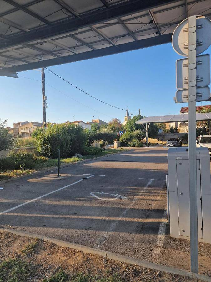 Gîte pour 3 personnes, avec terrasse à Pinet (homonymie) - 4