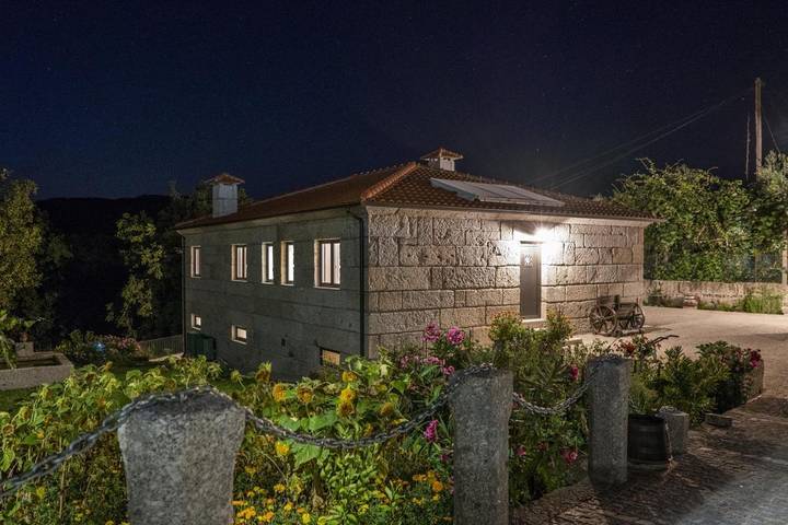 Casa rural para 3 pessoas, com Terraço e Jardim e ainda Vista em Fafe