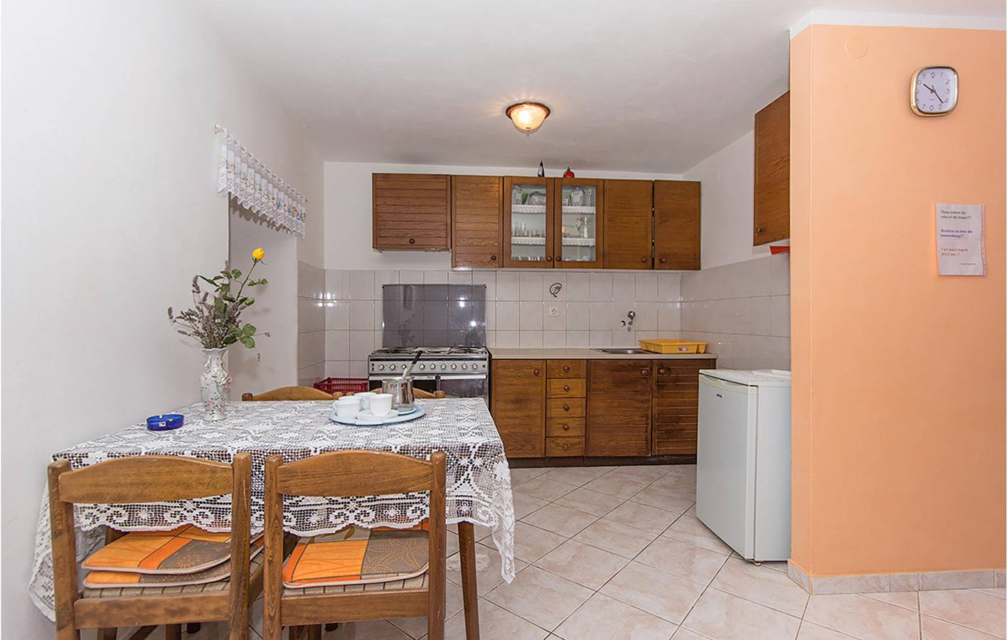 Ganze Ferienwohnung, Ferienwohnung für 4 Personen mit Terrasse in Rakalj, Südküste Istrien