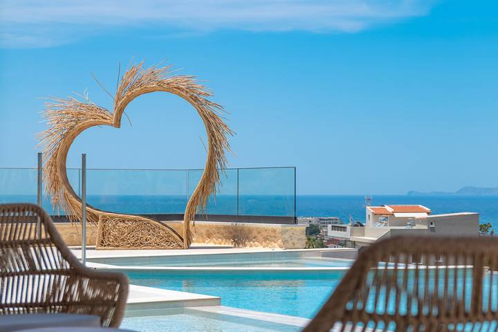 Location de vacances pour 10 personnes, avec jardin et piscine à Chersónissos - 4
