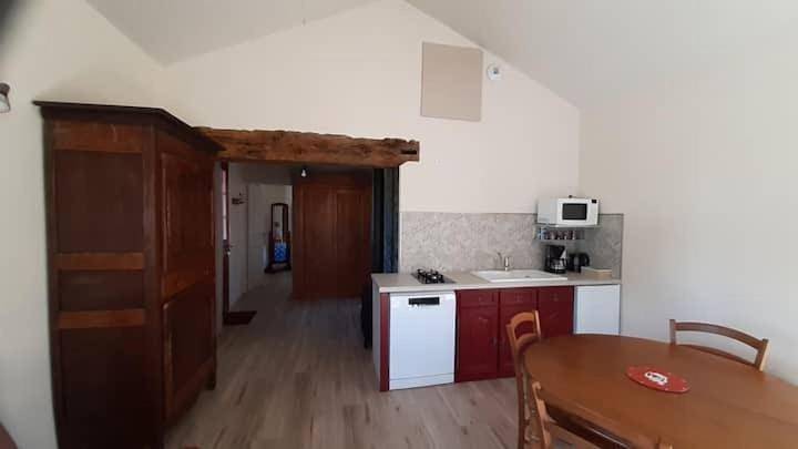Location de vacances pour 4 personnes, avec vue ainsi que terrasse et jardin à Aizenay - 4