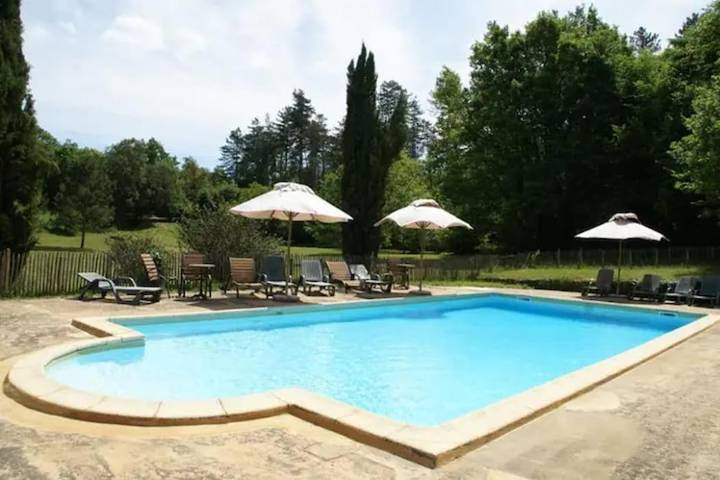 Location de vacances pour 6 personnes, avec Terrasse et Jardin ainsi que Piscine et Vue à Saint-Cirq-Madelon - 4