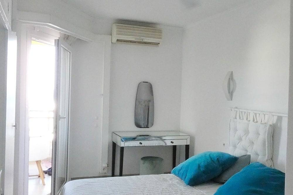 Ganze Wohnung, Sea View Apartment Between Forest and Beach – Cala Vinyes in Magaluf, Calvià
