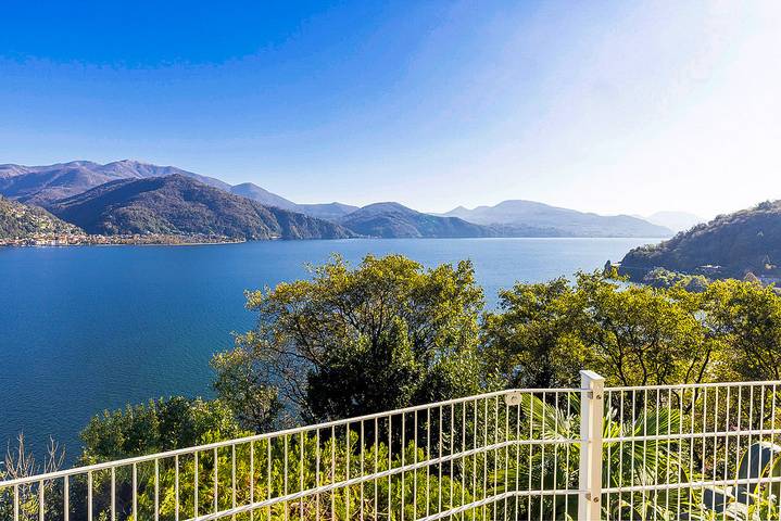 Ferienhaus für 5 Personen, mit Seeblick und Garten sowie Balkon und Ausblick am Lago Maggiore - 3
