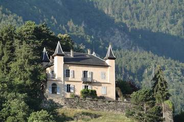 Château pour 13 personnes, avec jardin en Haute-Savoie