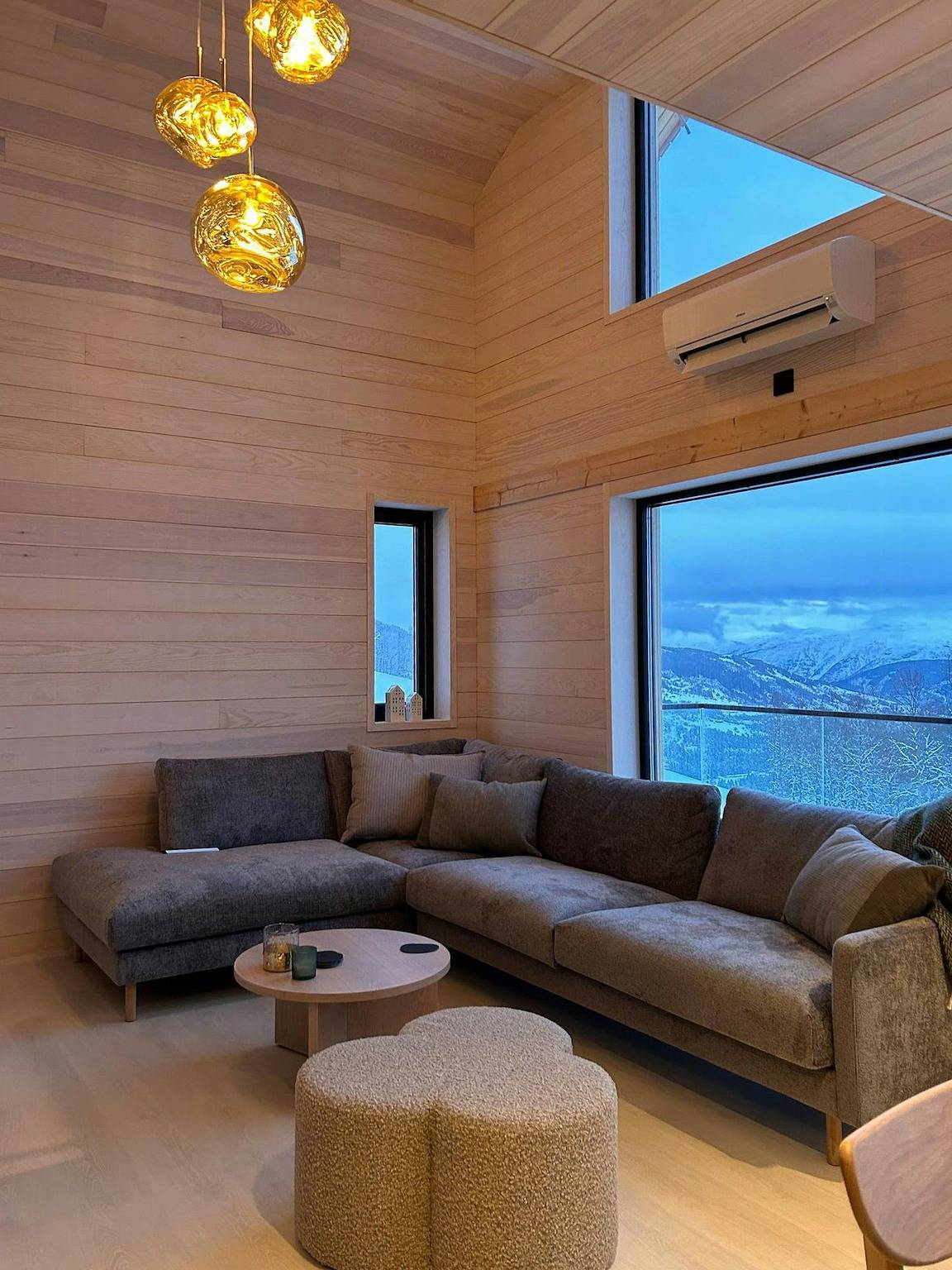 Moderne hytte med personlig preg in Sogndal 