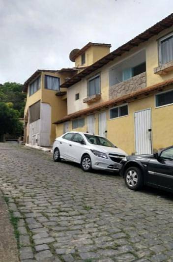 Casas e apartamentos de temporada para 2 pessoas na Praia Brava RJ