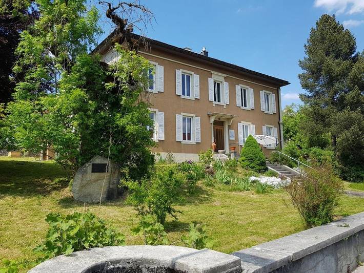 Chambre d’hôte pour 3 personnes, avec vue à Tramelan