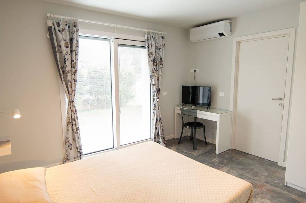 Villa with large garden and private pool in Monfalcone, Karst