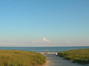 Vacation House for 8 Guests in Westhampton Beach, North Fork, Picture 1