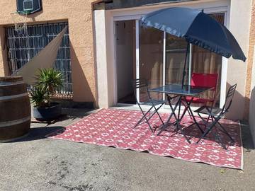 Cottage pour 4 personnes, avec jardin ainsi que terrasse et piscine à Saint-Nazaire (Pyrénées-Orientales)