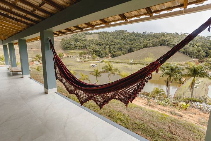 Casas e apartamentos de temporada para 10 pessoas, com jardim no Espírito Santo
