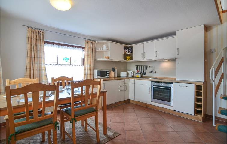 Ferienhaus für 4 Personen, mit Terrasse und Garten in Middelhagen - 4