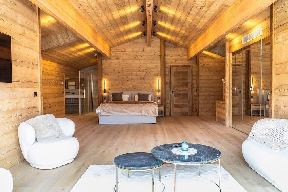 Magnificent Luxury Chalet With Top-Of-The-Range Amenities in Auron, Saint-Étienne-de-Tinée