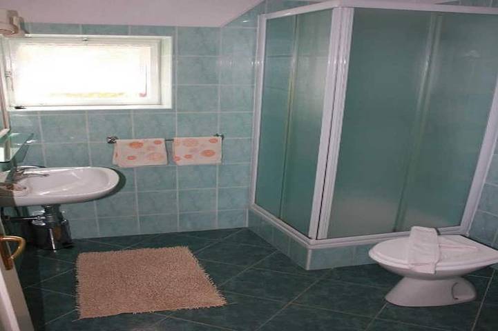 Bungalow für 5 Personen, mit Terrasse auf Brac - 4