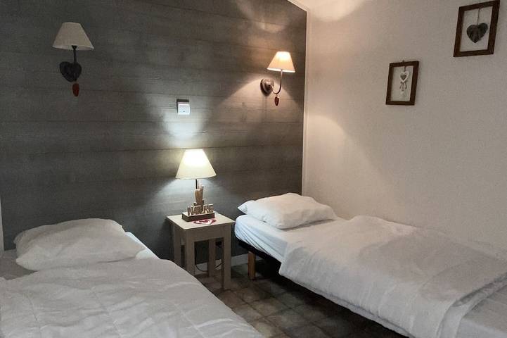 Camping pour 4 personnes dans Bauges - 2