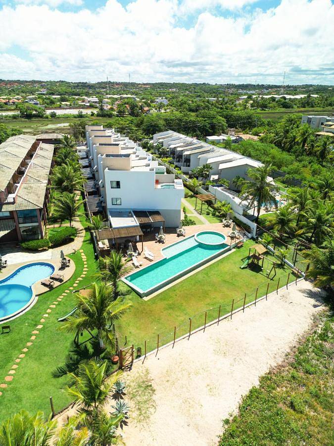Casas e apartamentos de temporada para 6 pessoas, com vista e vista para o lago e ainda jardim and piscina em Itacimirim
