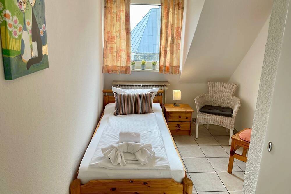 Sonneneck - Schönes Haus für 6 Pers. mit Terrasse, Pkw-Stellplatz, Wlan. in Westerland, Sylt (Gemeinde)
