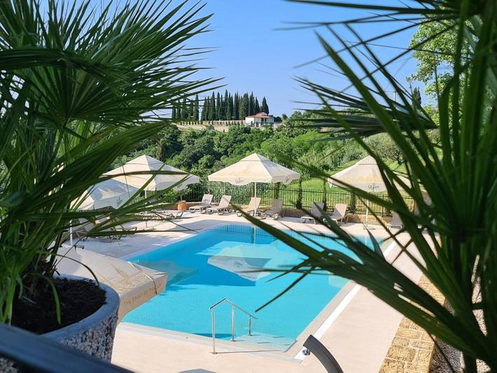 Hotel für 4 Personen, mit Garten und Pool in Izola