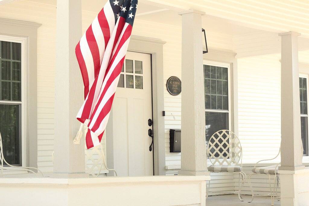 Fully Remodeled! Three minute Walk to the Pioneer Woman Merc! in Pawhuska, Oklahoma