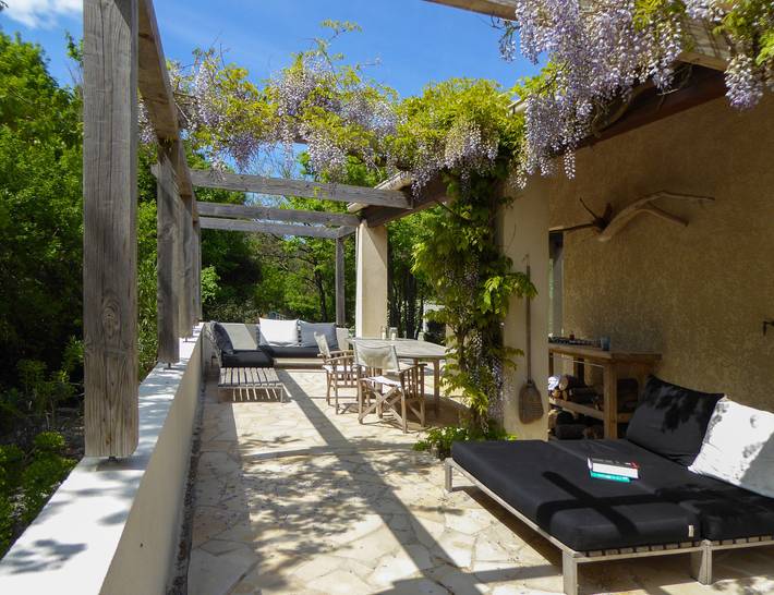 Gîte pour 6 personnes, avec piscine à Pardailhan
