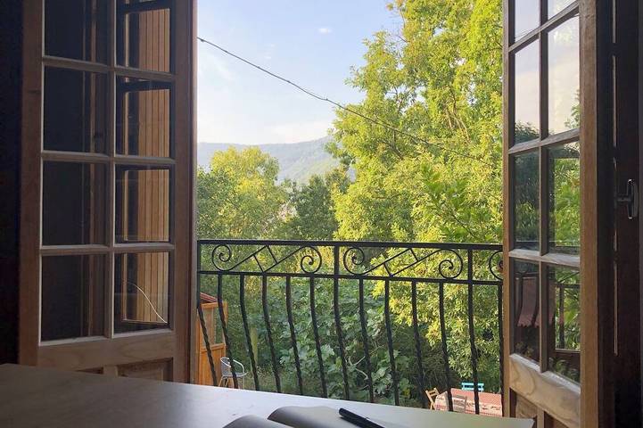 Chambre d’hôte pour 4 personnes, avec jardin à Quirbajou